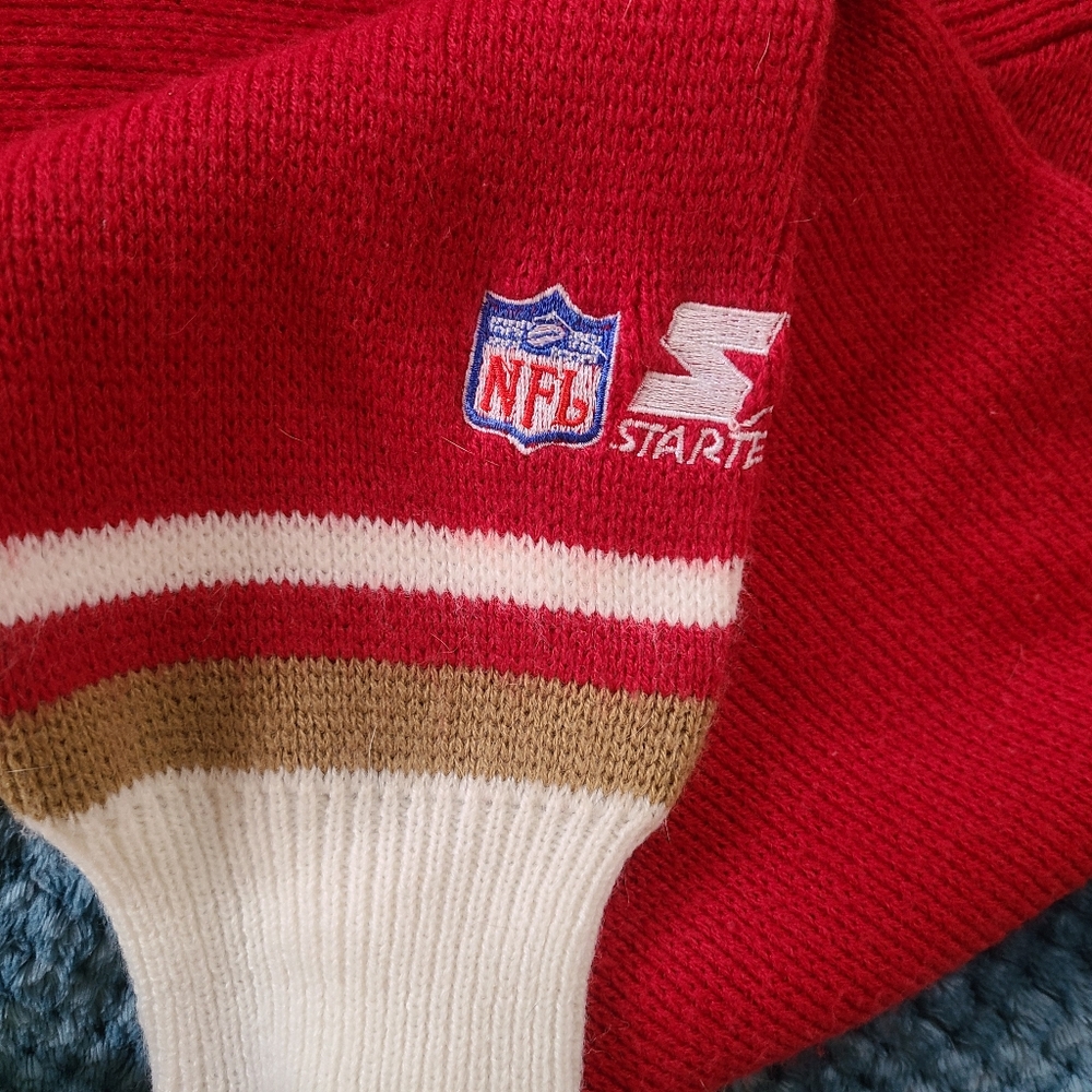 STARTER Red V-Neck Sweater - Picture 5 of 10